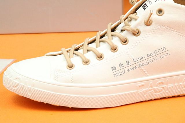 PRADA男鞋 普拉達新款男士時尚休閒鞋 普拉達意大利牛皮中幫男鞋  hdx13498